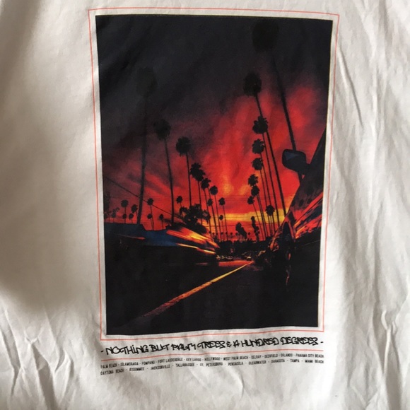 Men’s t shirt size large - Picture 2 of 5